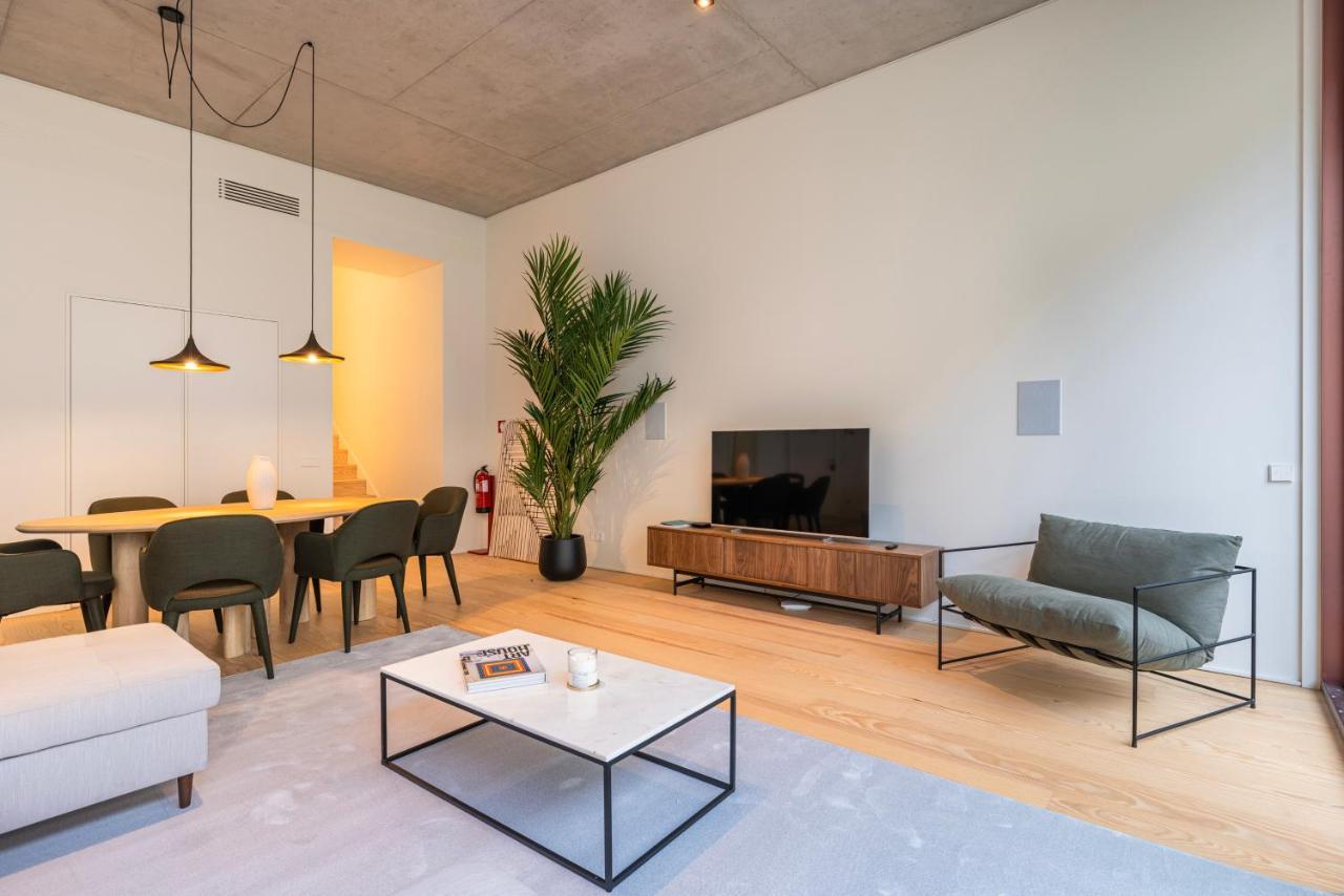 Hidden Pearl W/ Patio & Pool By Lovelystay Appartement
