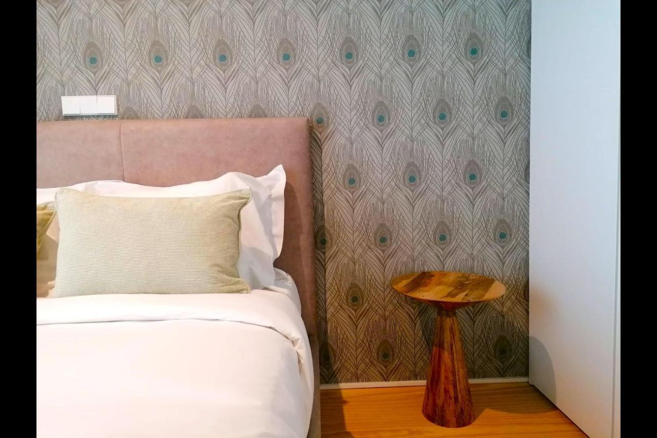 Apartment Hidden Pearl W/ Patio & Pool By Lovelystay Lisbon